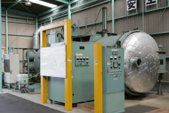 大型全自動電子式木材真空乾燥機